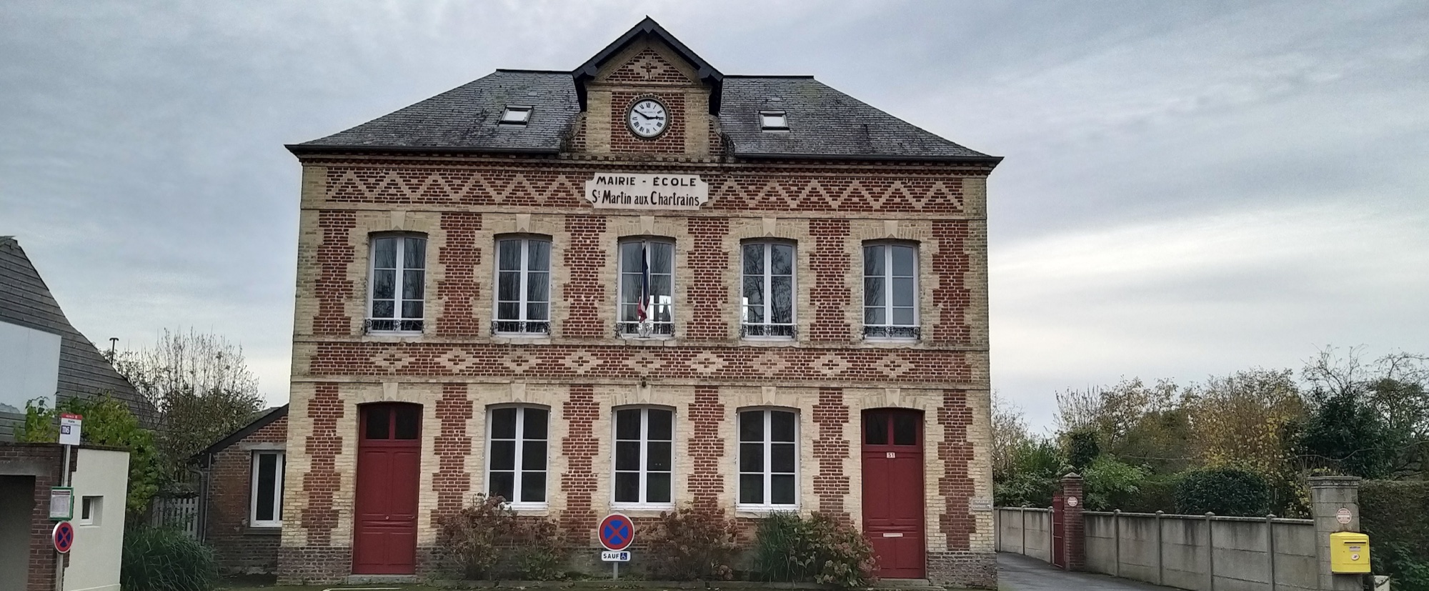 Fond mobile Mairie de Saint-Martin-aux-Chartrains